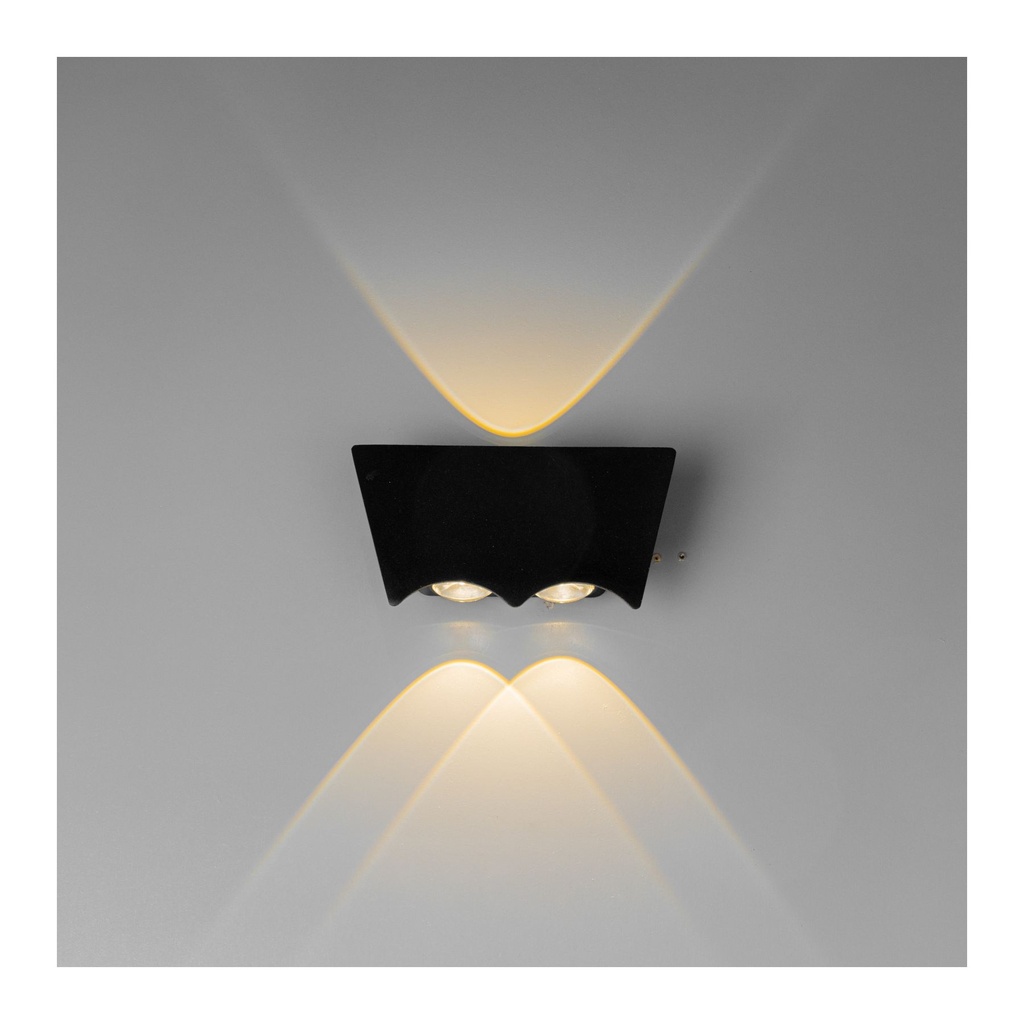 Outdoor Wall Lamp - 3x1W LED - 3000K Warm