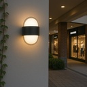 Beauty-Inspired Outdoor Wall Lamp - 2x5W LED - 3000K Warm