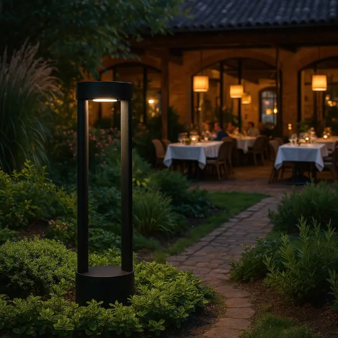 15W Black Bollard Light - 3000K Warm